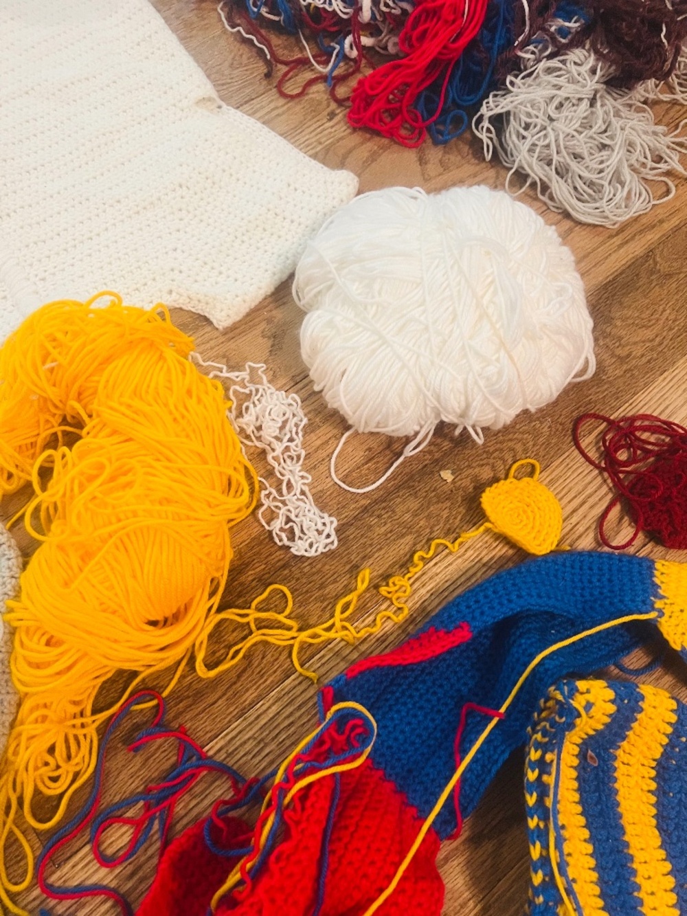 Various Yarn Unfinished Projects Large Lot Various Colors